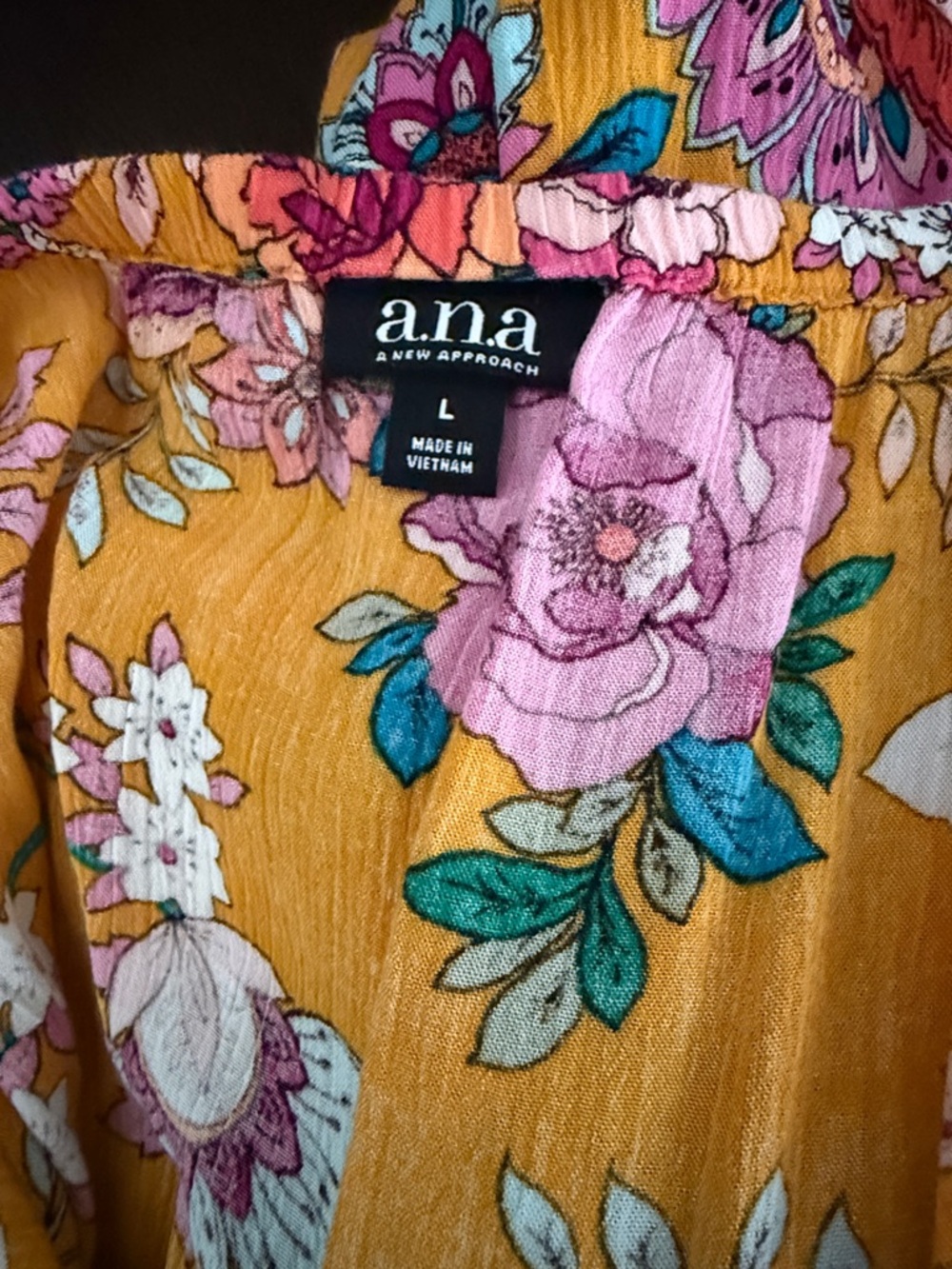 a.n.a NWOT Mustard Yellow Floral Wide-Leg Jumpsuit with pockets LARGE - Picture 7 of 8